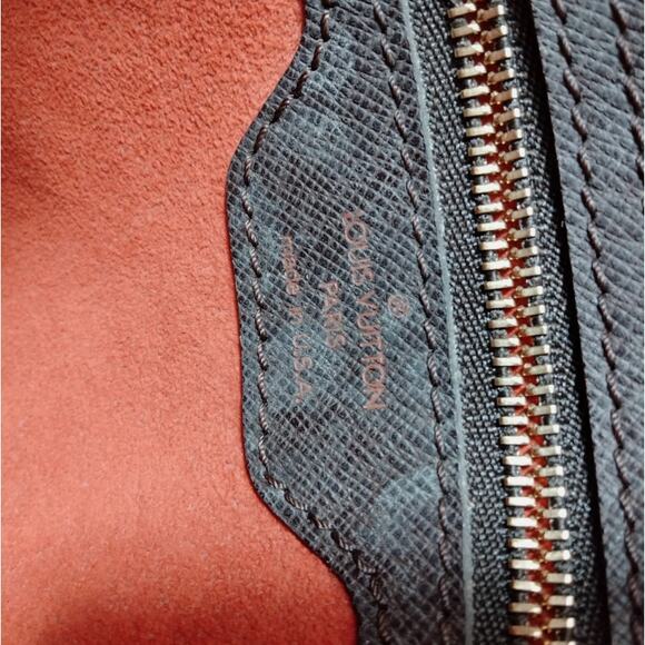 💎✨AUTHENTIC✨💎Louis Vuitton Marais Damier Ebene - Picture 7 of 9